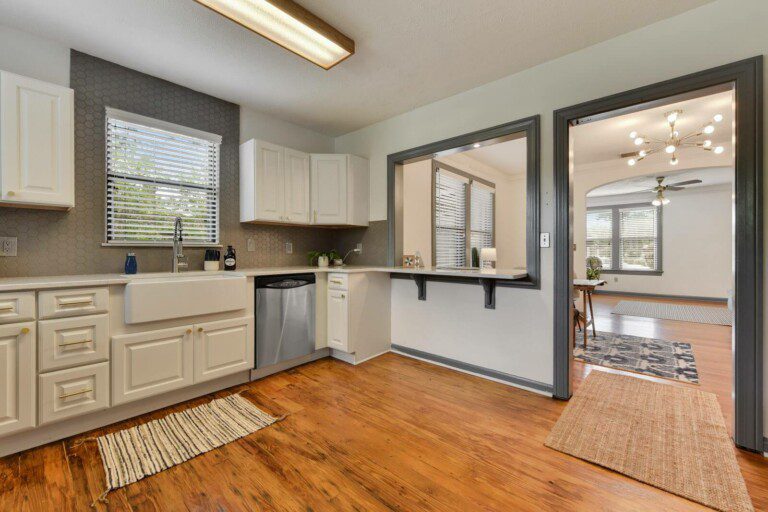 Copy of 007 1600x1067 mls 1600x1067