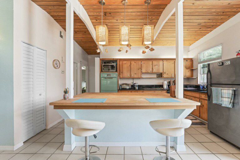 Hommati.com 5144 12th Ave S FL 04 22 2022 15 scaled